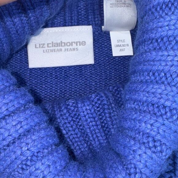 Liz Claiborne Cable Knit Silk Angora Rabbit Hair Turtleneck Sweater Size Small - Picture 9 of 12